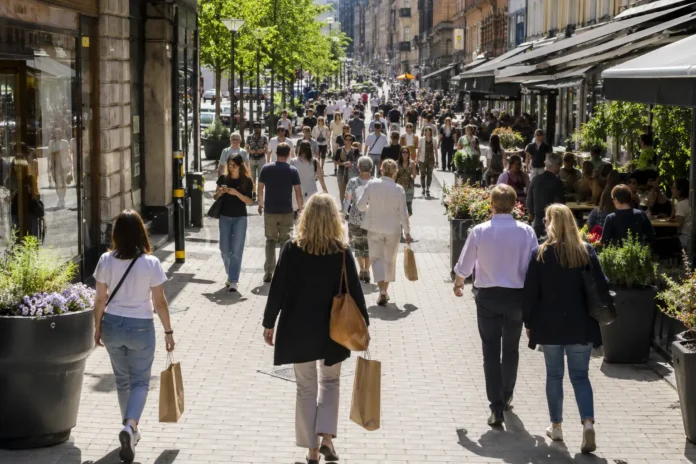 hushållens konsumtion juni 2026