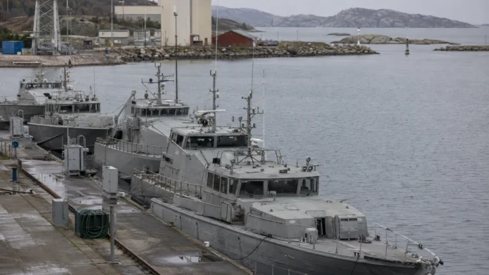 Kustbevakningsbåtar till Ukraina