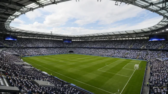 Micky van de Ven ny kapten i Tottenham
