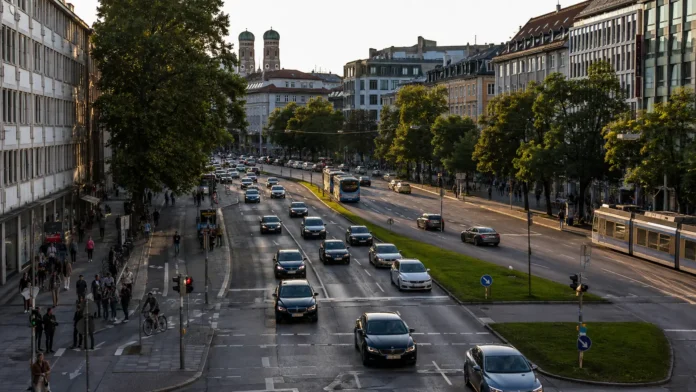 Waymo robotaxi München