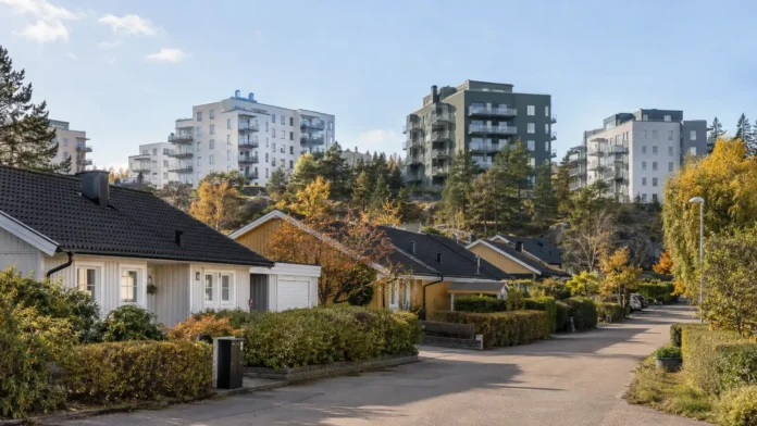 Åkesson betongklumpar hyresrätter