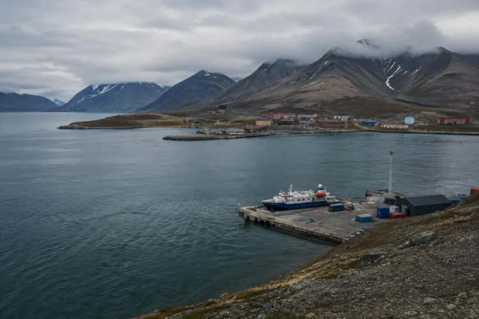 ryskt fartyg beslagtaget på Svalbard