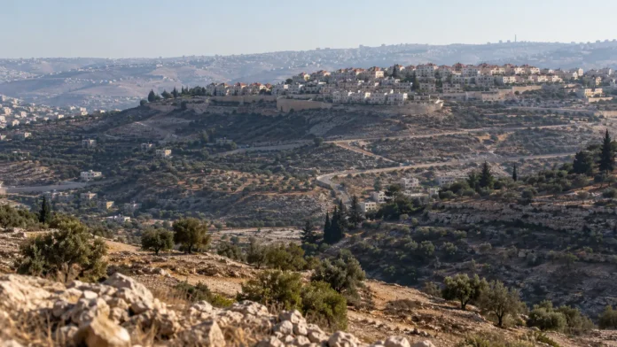 Storbritannien stoppar varor från israeliska bosättningar